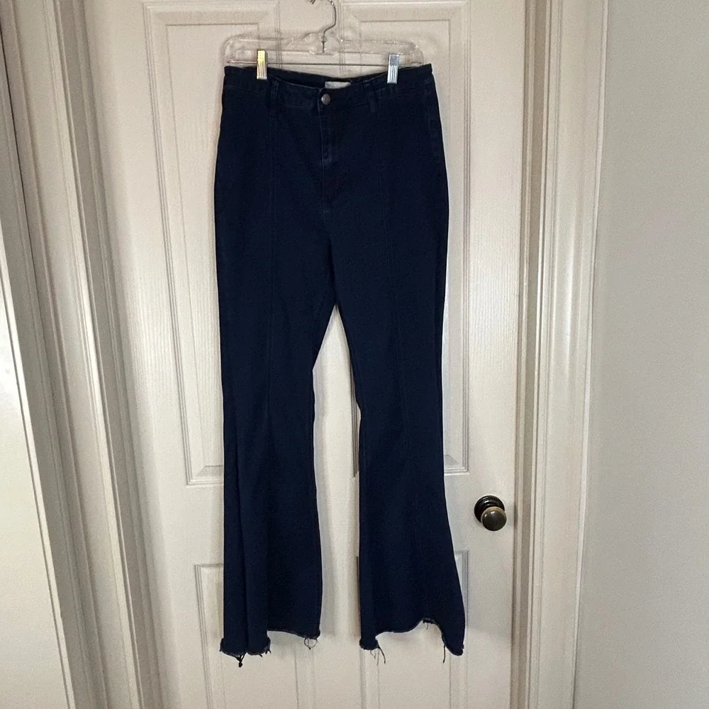 Altard State Women's Size 32 Dark Wash Denim Flare‎ Leg Jeans